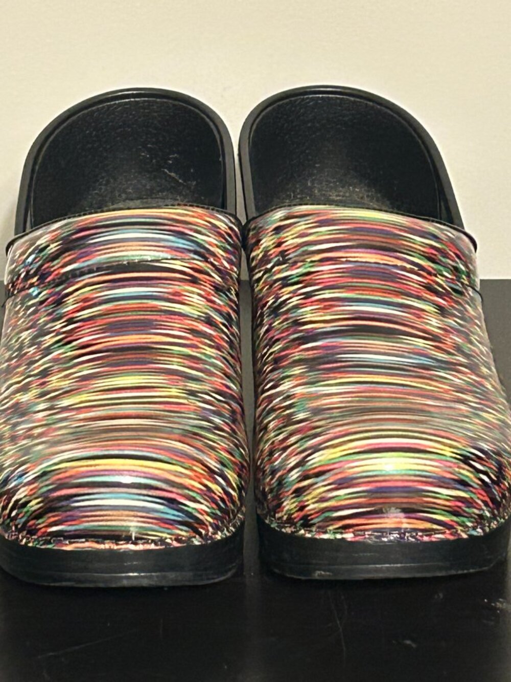DANSKO Women's Professional Pixel Patent Clogs Sz 39 8.5/9 - Picture 5 of 9